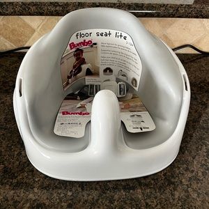 Bumbo floor seat